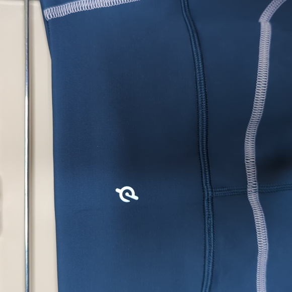 Peloton blue legging size medium - Picture 8 of 12